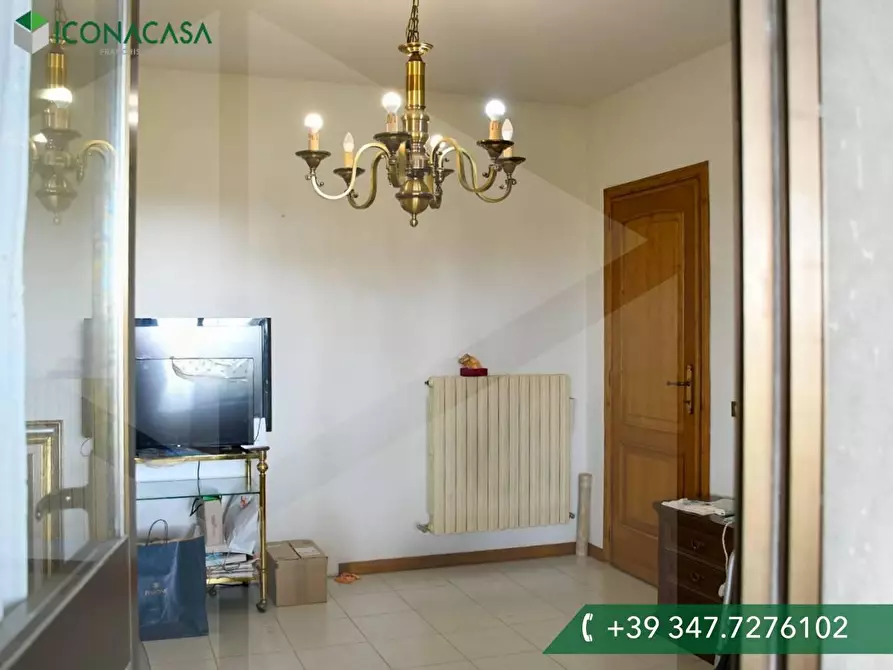 Immagine 22 di Casa bifamiliare in vendita  a Cascina