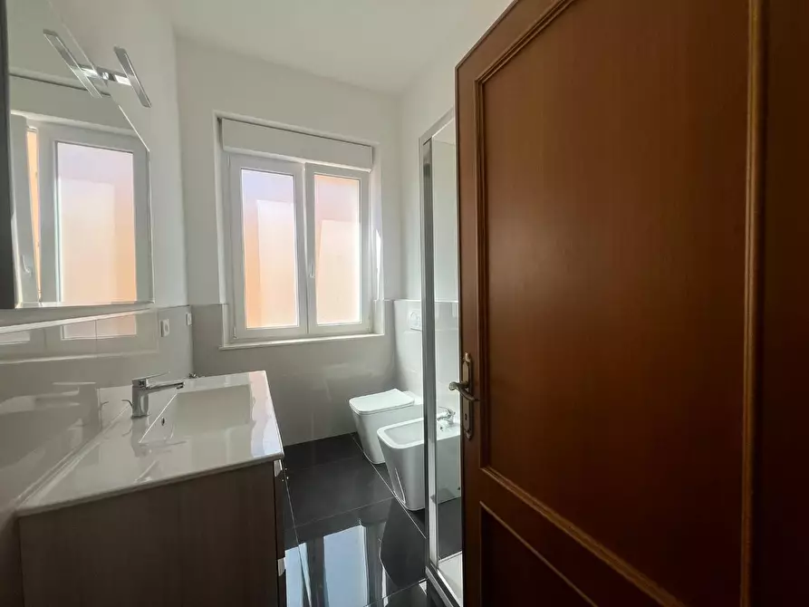 Immagine 19 di Appartamento in vendita  a Rosignano Marittimo