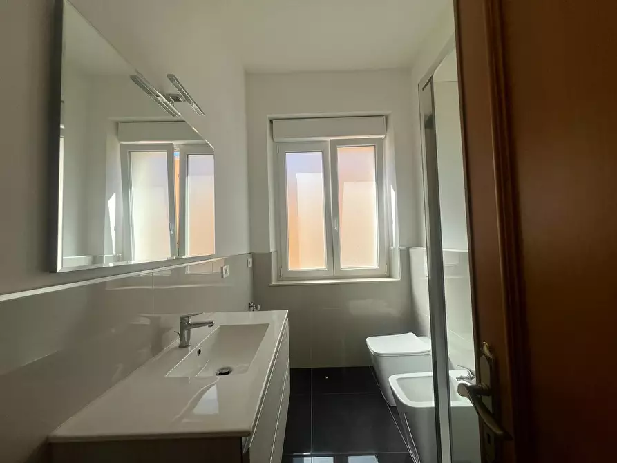 Immagine 26 di Appartamento in vendita  a Rosignano Marittimo