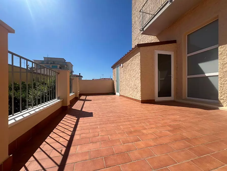 Immagine 1 di Appartamento in vendita  a Rosignano Marittimo