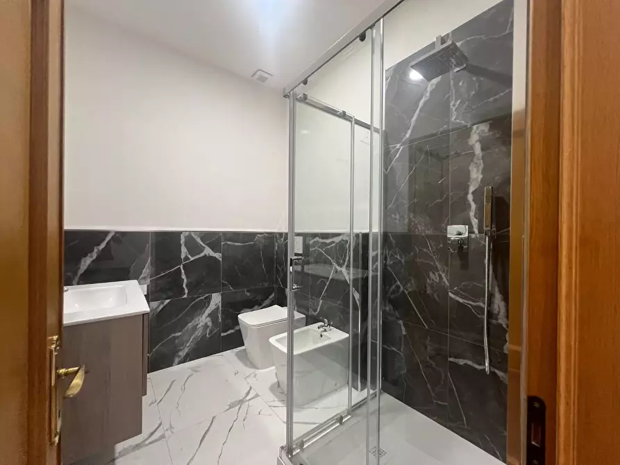 Immagine 18 di Appartamento in vendita  a Rosignano Marittimo