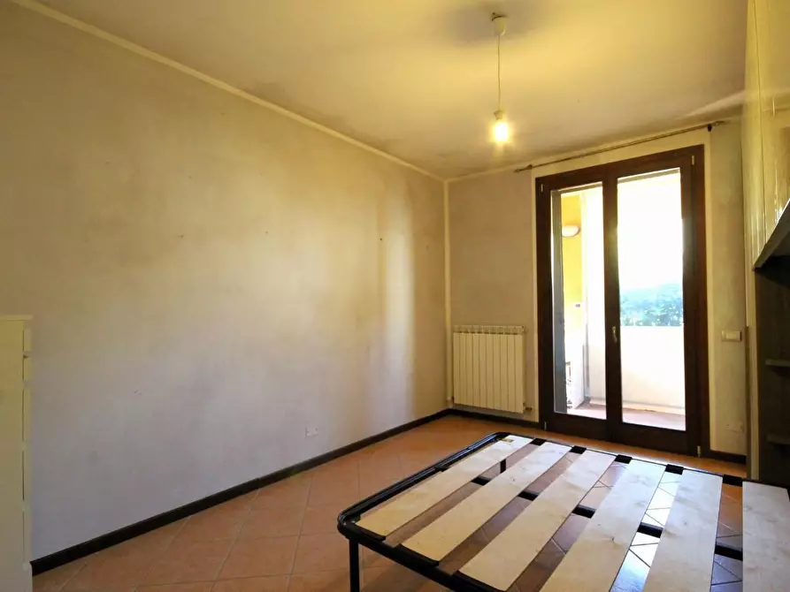 Immagine 14 di Appartamento in vendita  a Lucca