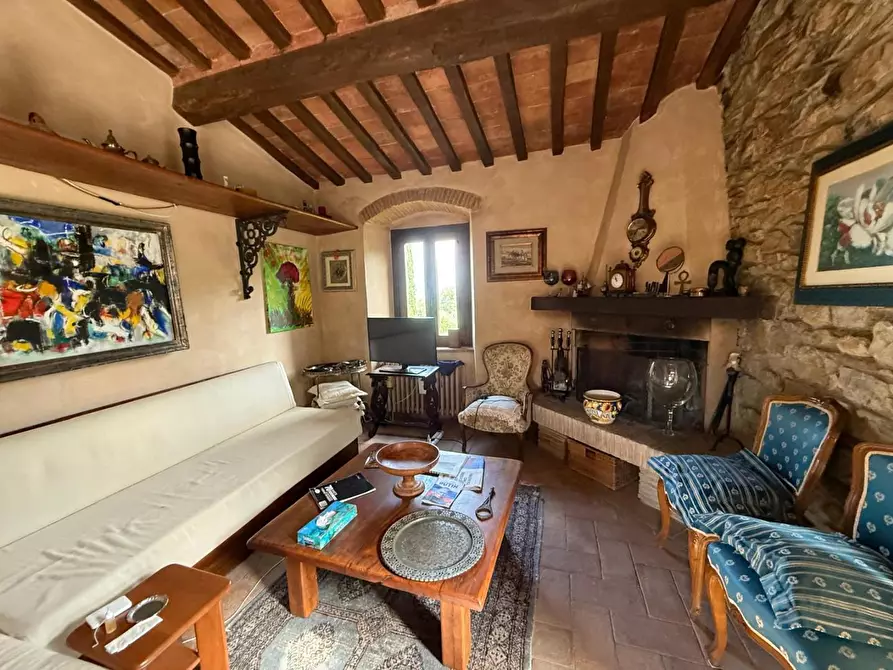 Immagine 3 di Rustico / casale in vendita  a Manciano