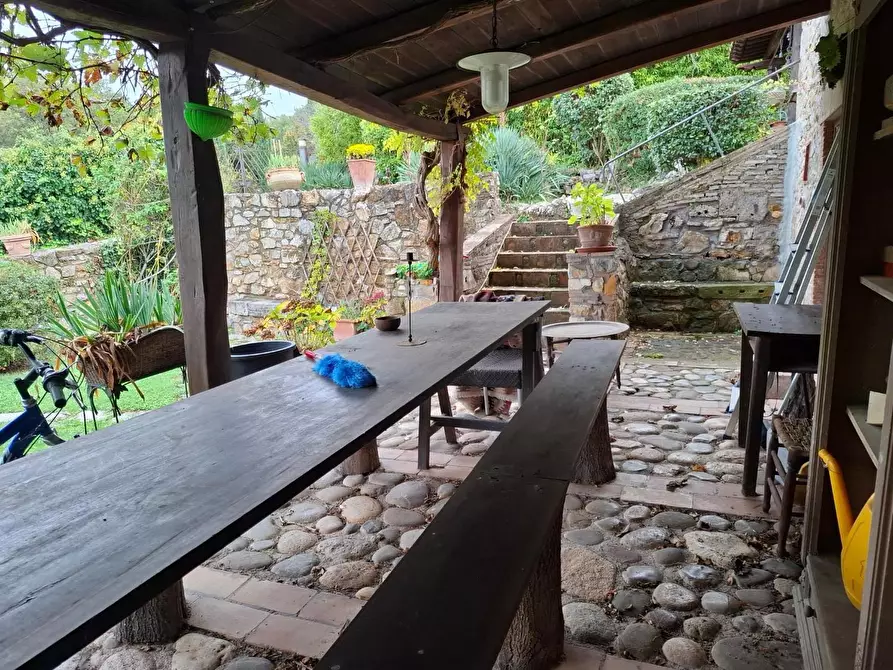 Immagine 13 di Rustico / casale in vendita  a Manciano