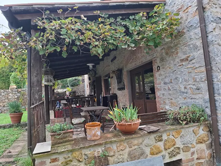 Immagine 8 di Rustico / casale in vendita  a Manciano