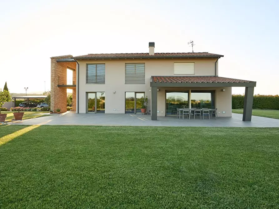 Immagine 27 di Villa in vendita  a Santa Croce Sull'arno