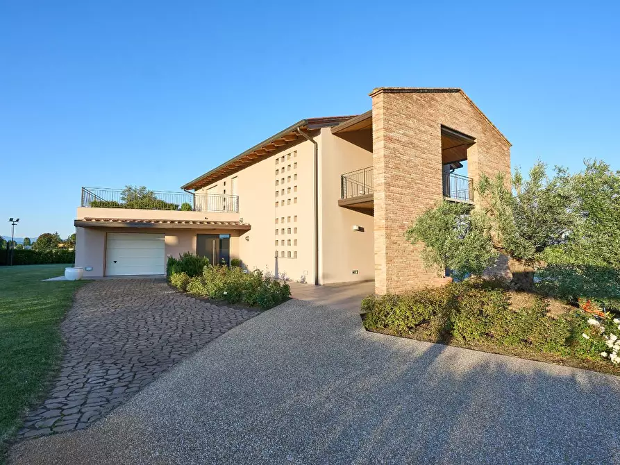 Immagine 26 di Villa in vendita  a Santa Croce Sull'arno