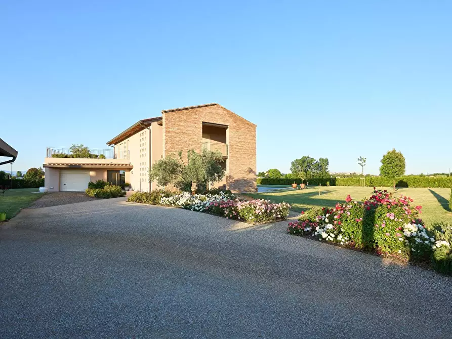 Immagine 24 di Villa in vendita  a Santa Croce Sull'arno