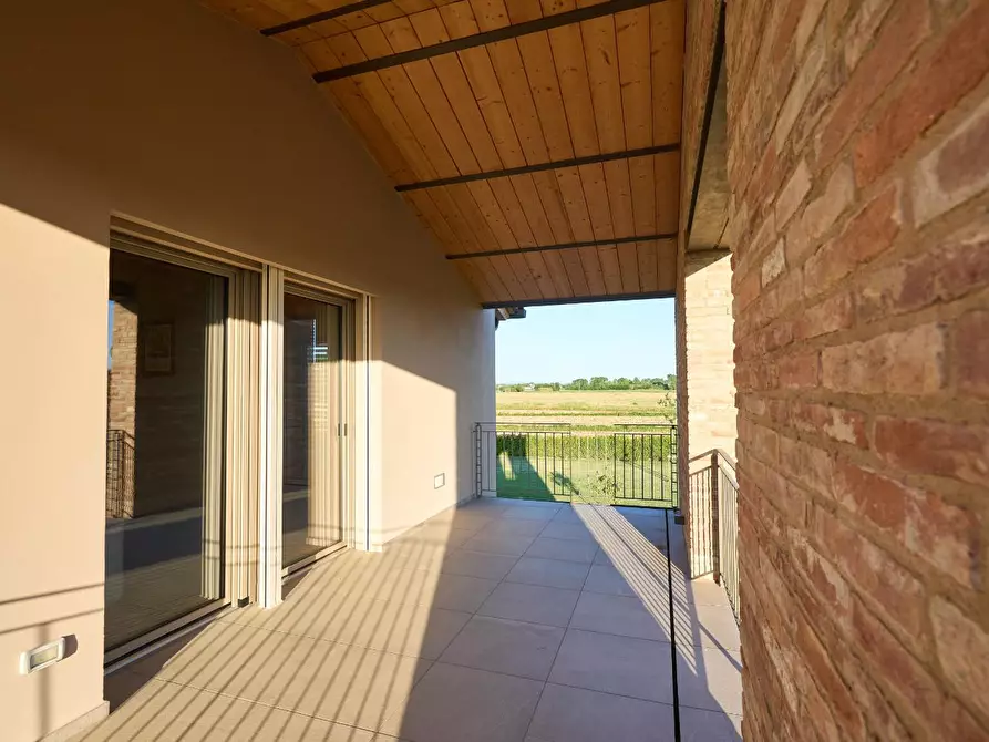 Immagine 21 di Villa in vendita  a Santa Croce Sull'arno