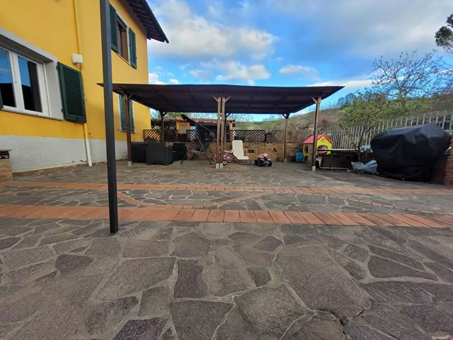 Immagine 10 di Appartamento in vendita  a Empoli