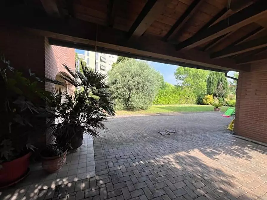 Immagine 42 di Villetta a schiera in vendita  a Pontedera