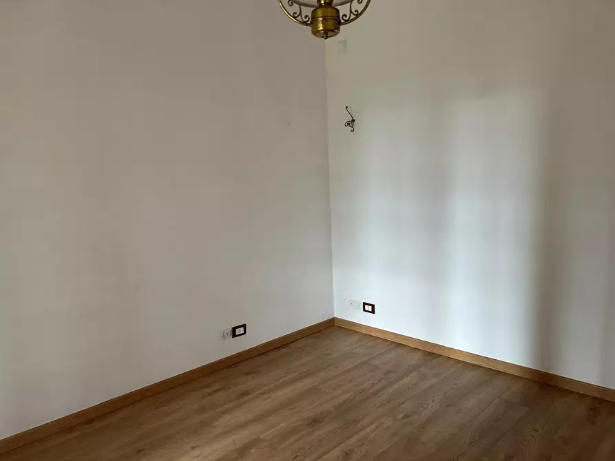 Immagine 22 di Villetta a schiera in vendita  a Casale Marittimo