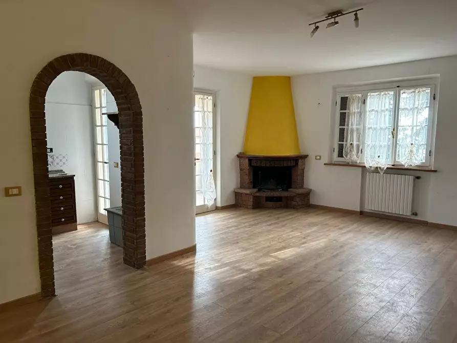 Immagine 13 di Villetta a schiera in vendita  a Casale Marittimo