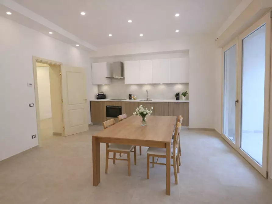 Immagine 1 di Appartamento in vendita  a Cascina