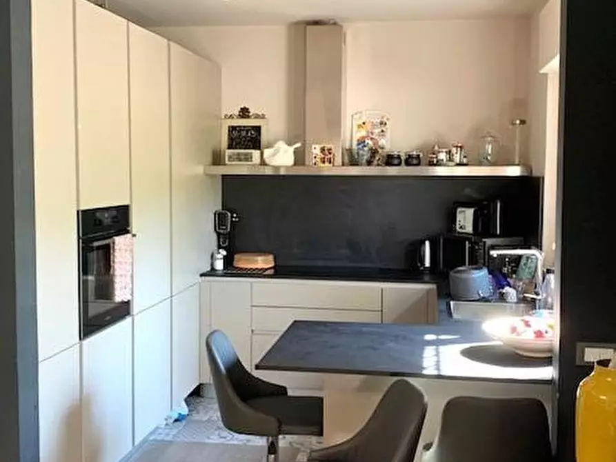 Immagine 25 di Appartamento in vendita  a Montecatini Terme