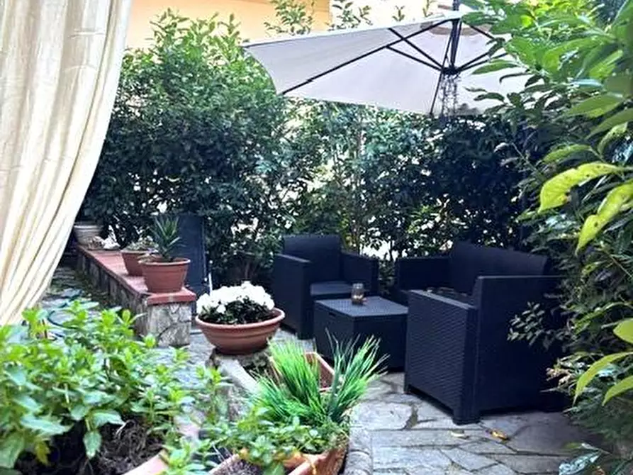 Immagine 2 di Appartamento in vendita  a Montecatini Terme