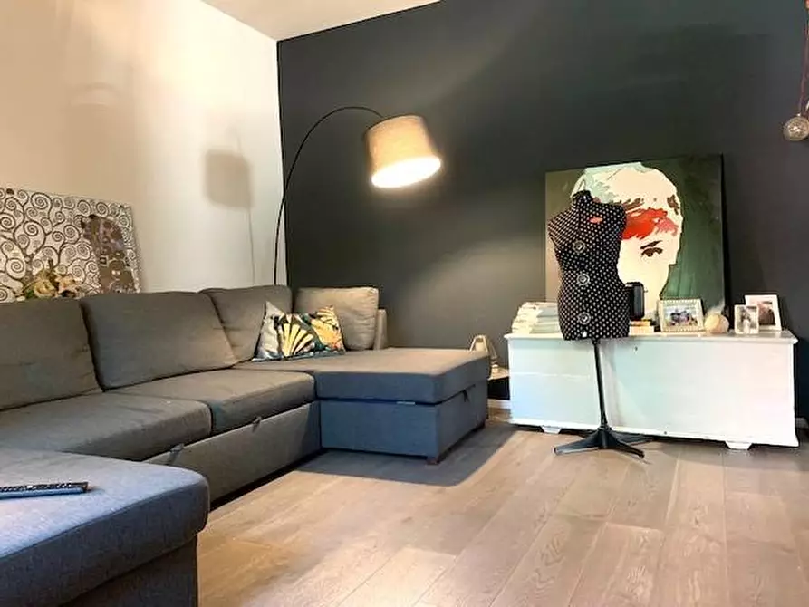 Immagine 16 di Appartamento in vendita  a Montecatini Terme