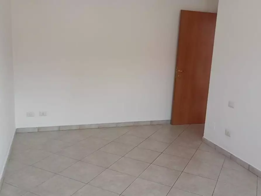 Immagine 8 di Appartamento in vendita  a Santa Maria A Monte