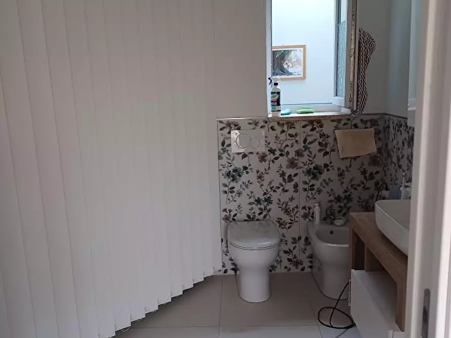 Immagine 33 di Villa in vendita  a Camaiore