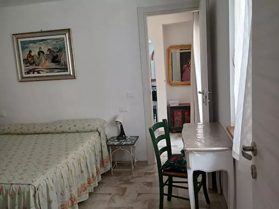Immagine 11 di Villa in vendita  a Camaiore