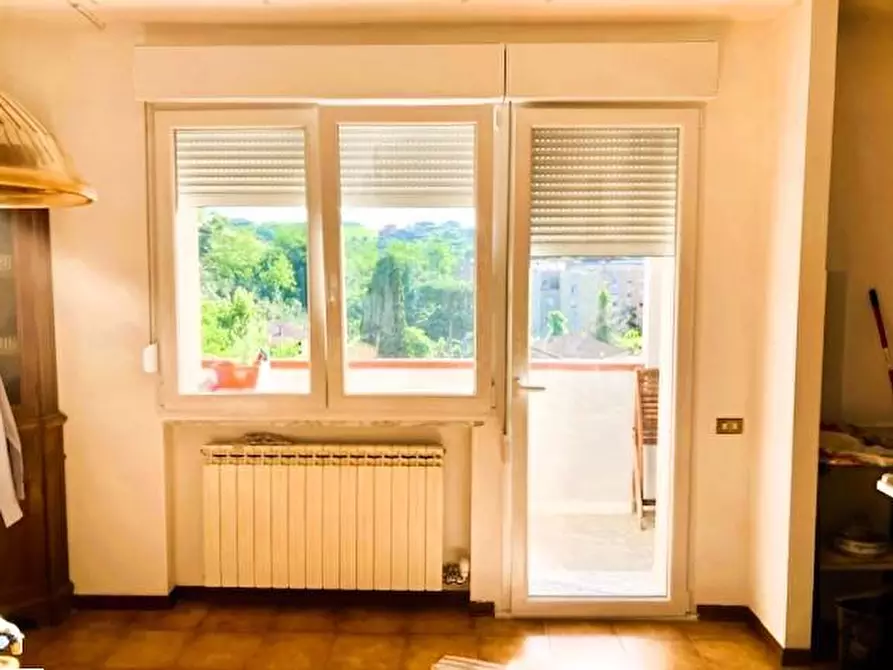 Immagine 3 di Appartamento in vendita  a Carrara