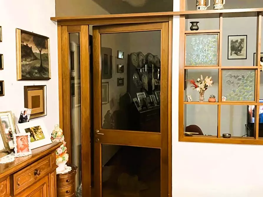 Immagine 4 di Appartamento in vendita  a Carrara