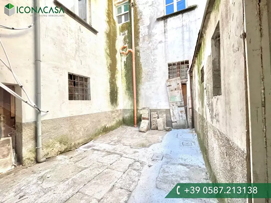 Immagine 7 di Negozio in vendita  a Castelfranco Di Sotto