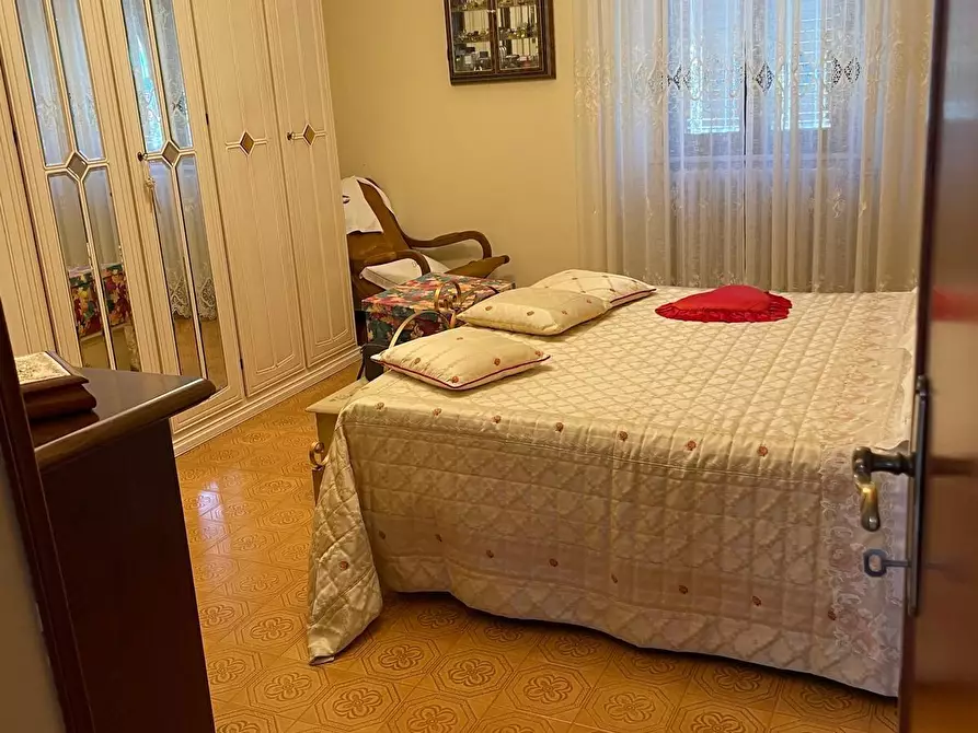 Immagine 13 di Casa semindipendente in vendita  a Carrara