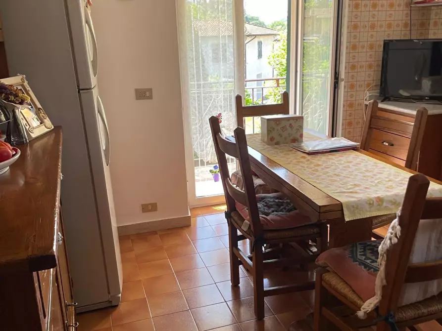 Immagine 12 di Casa semindipendente in vendita  a Carrara