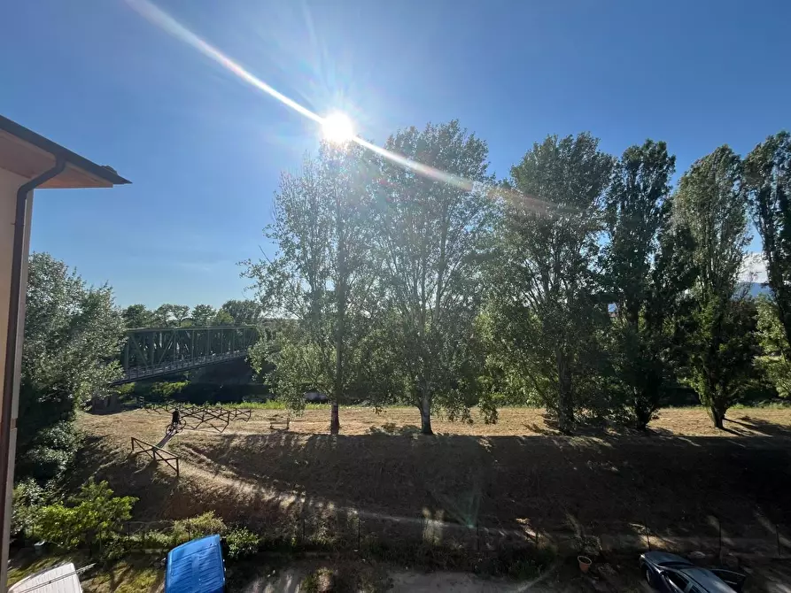 Immagine 10 di Appartamento in vendita  a Pontedera