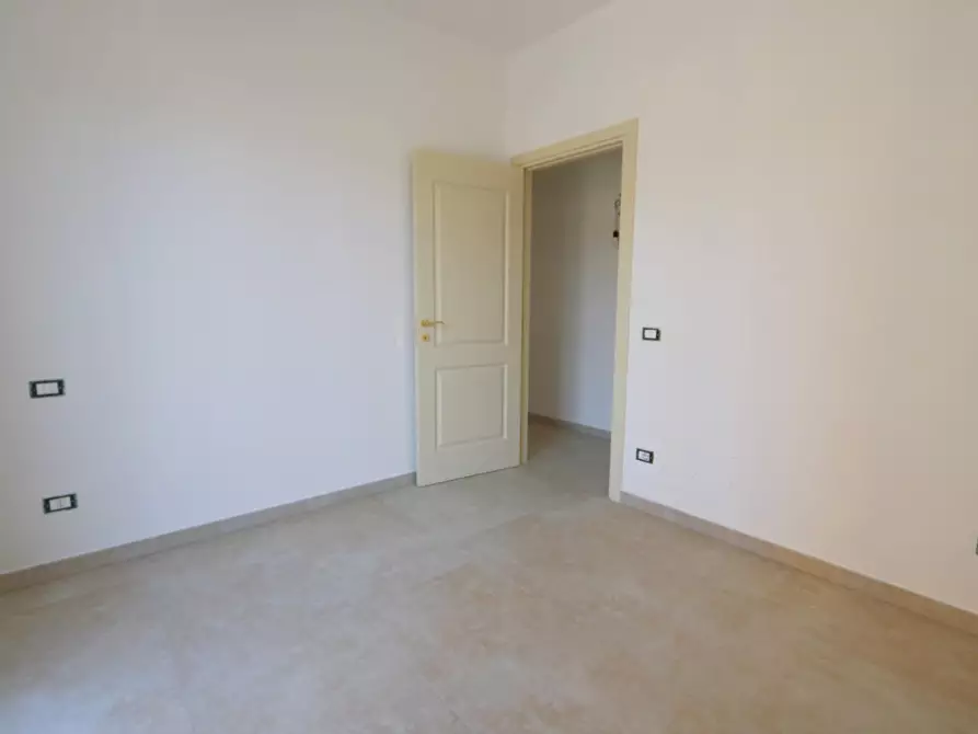 Immagine 10 di Appartamento in vendita  a Cascina