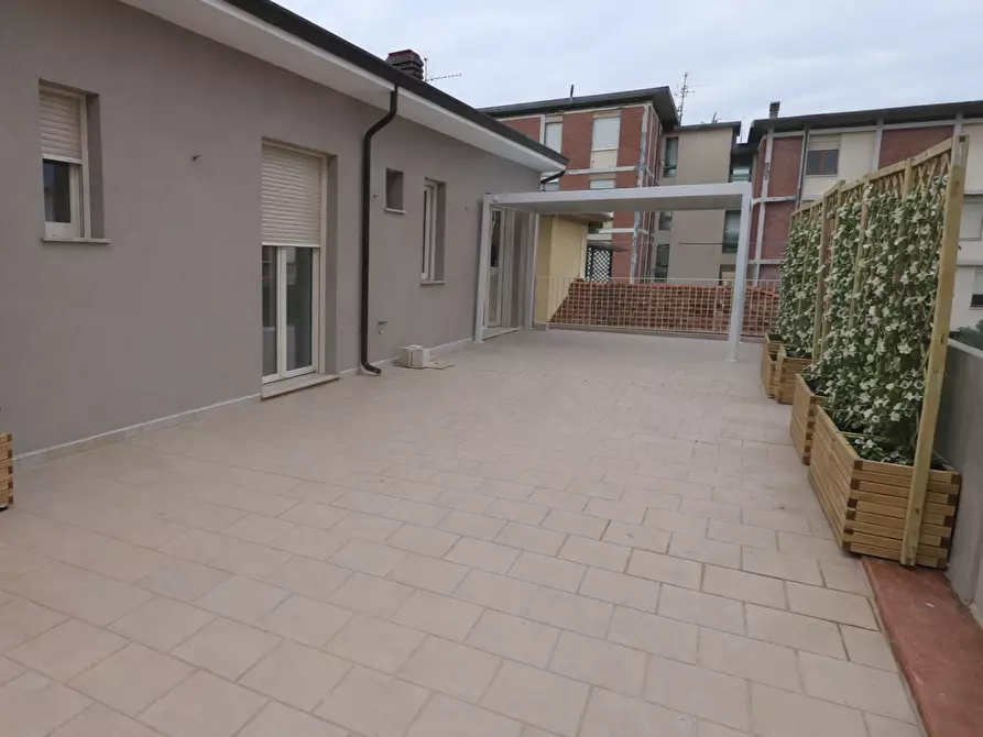 Immagine 1 di Appartamento in vendita  a Cascina