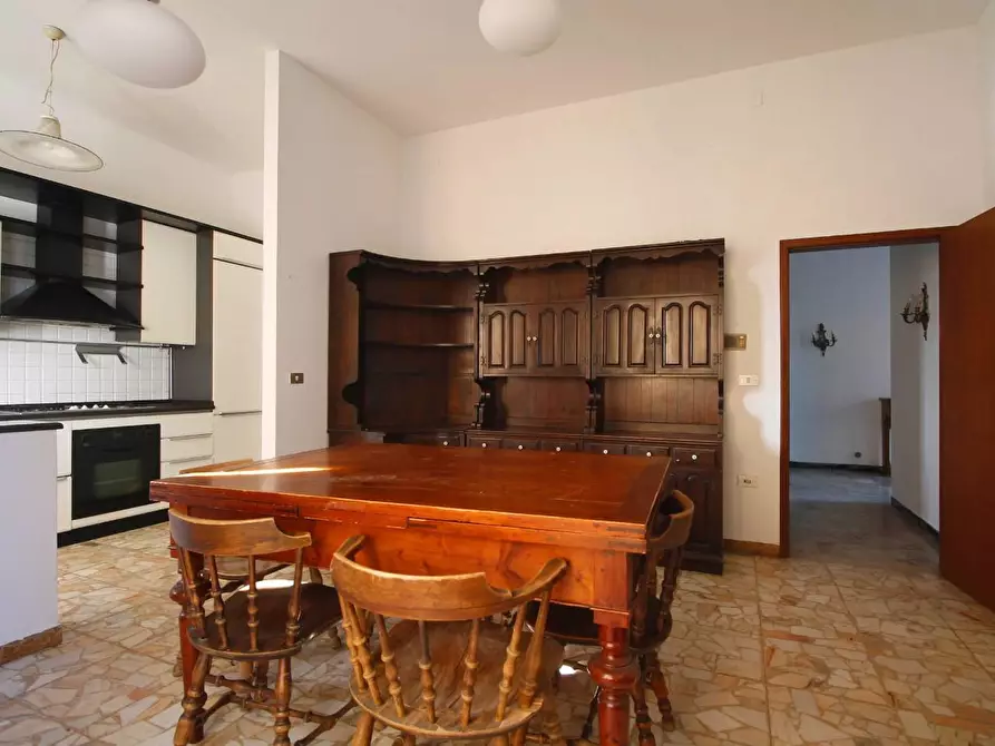 Immagine 7 di Villa in vendita  a Vinci