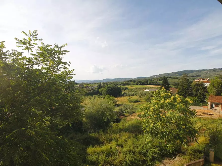 Immagine 18 di Villa in vendita  a Vinci