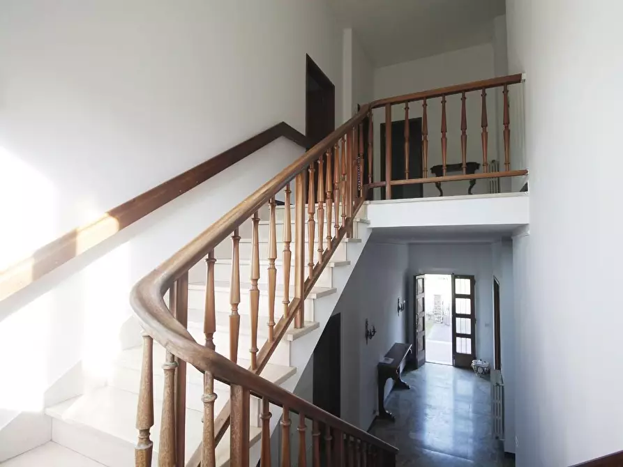 Immagine 12 di Villa in vendita  a Vinci