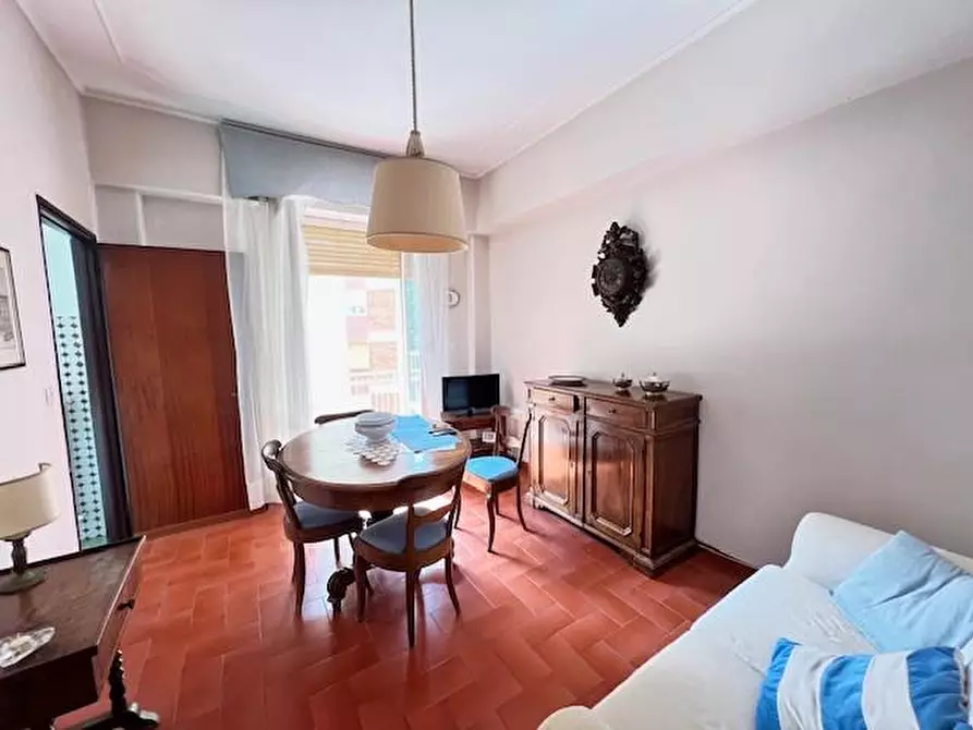 Immagine 5 di Appartamento in vendita  a Siena