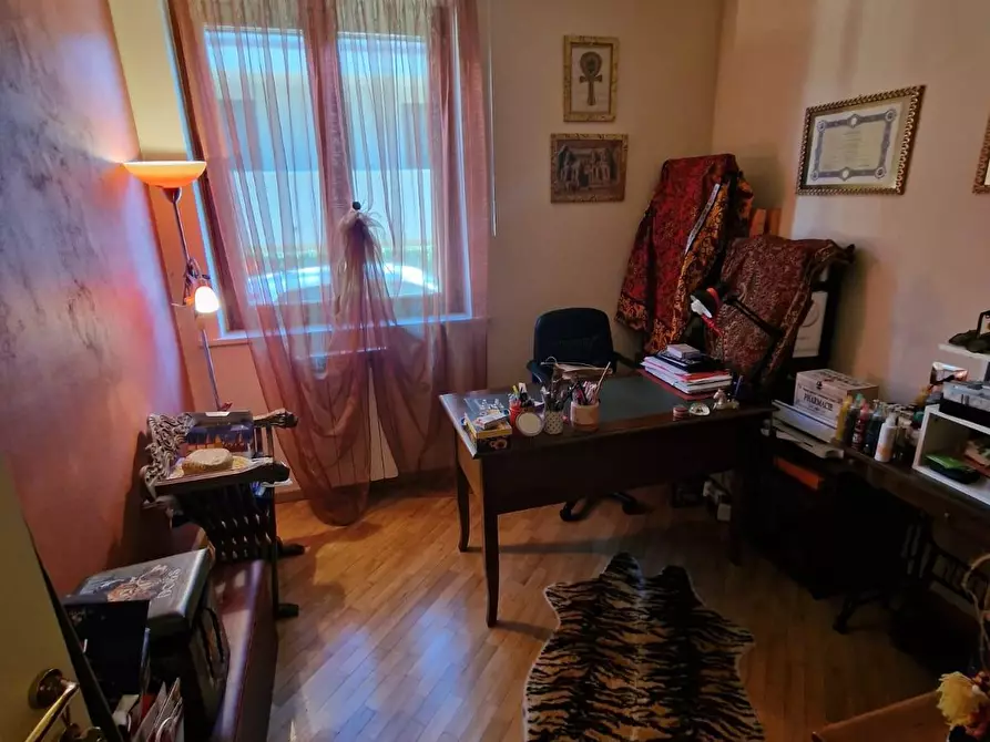 Immagine 10 di Appartamento in vendita  a Collesalvetti