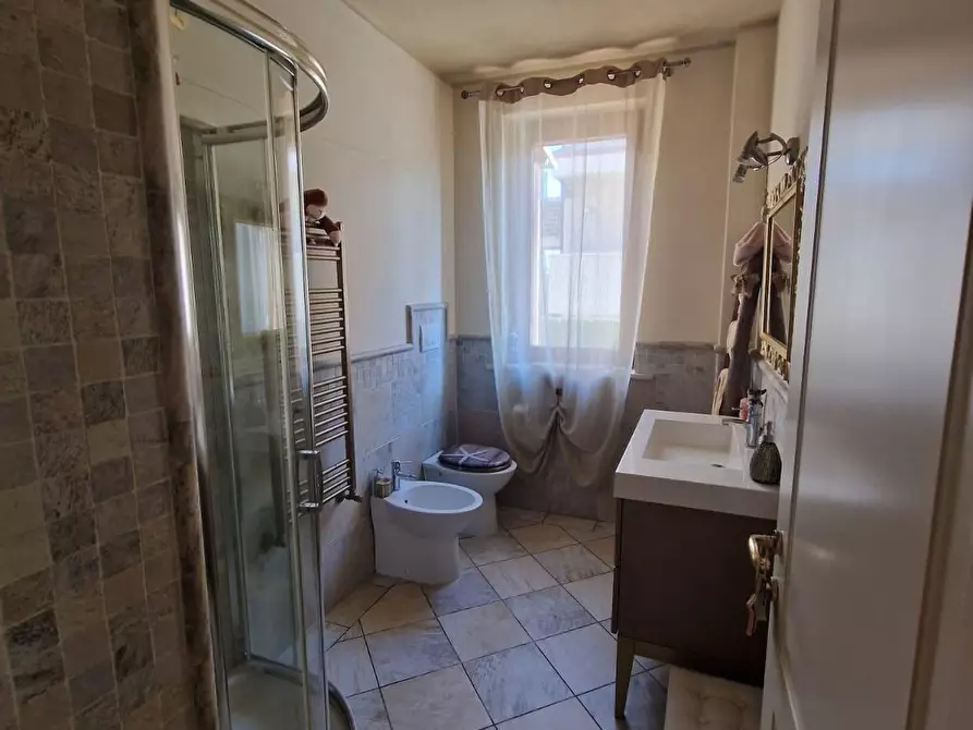 Immagine 11 di Appartamento in vendita  a Collesalvetti