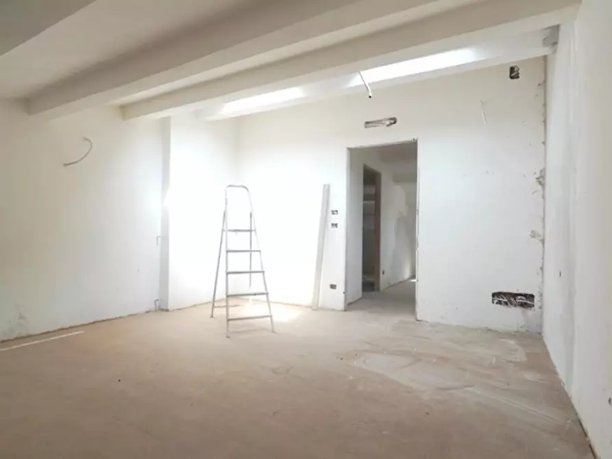 Immagine 18 di Appartamento in vendita  a Capannori