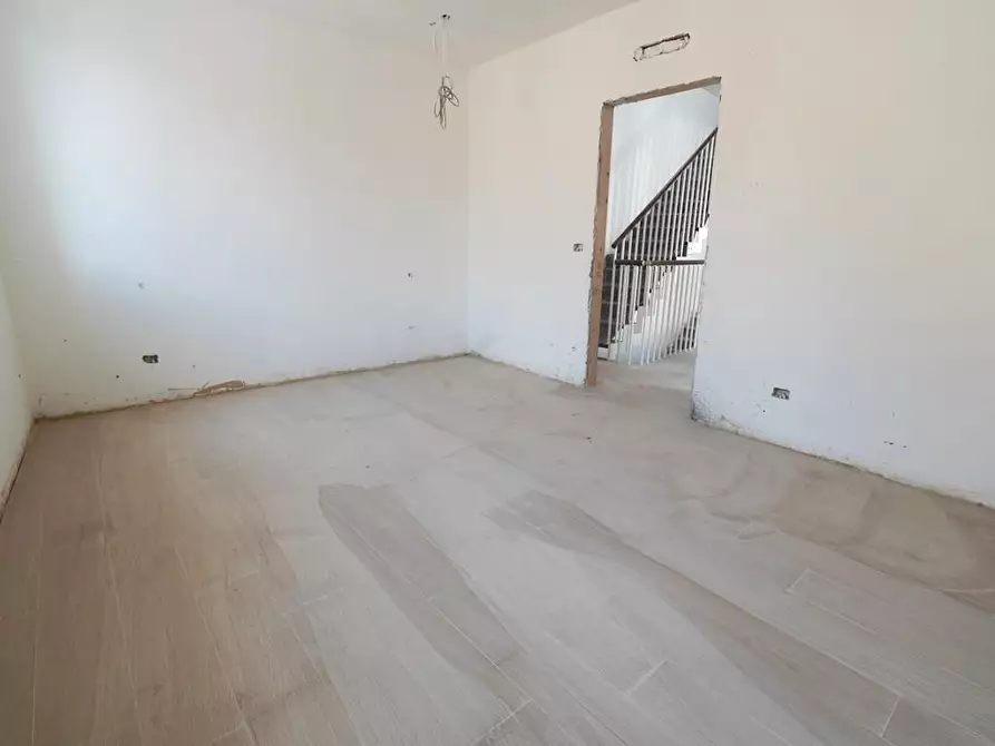 Immagine 10 di Appartamento in vendita  a Capannori