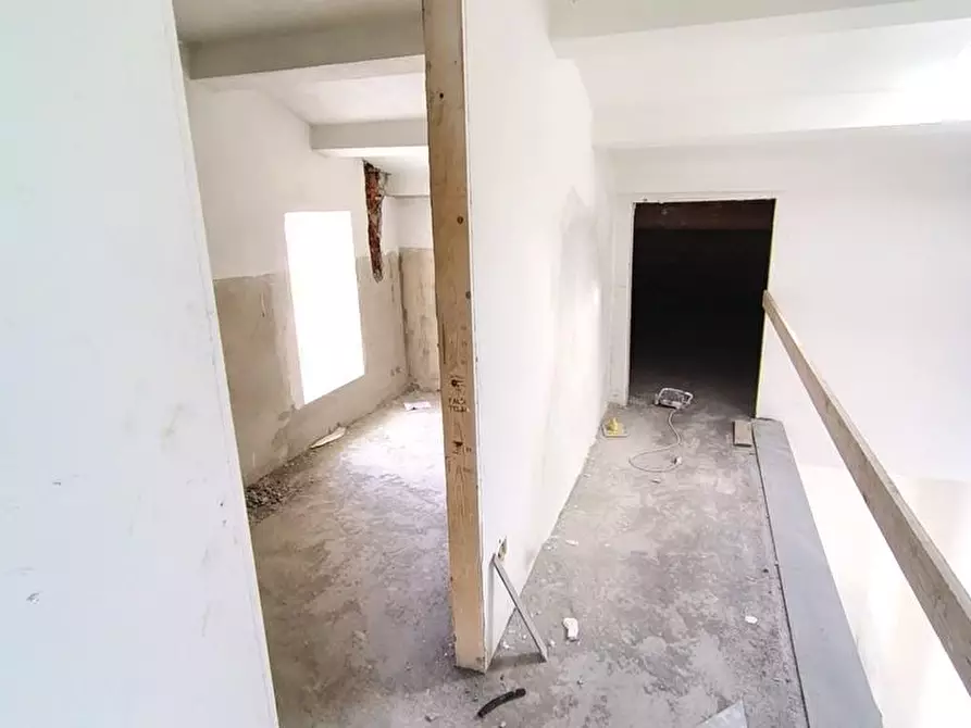 Immagine 15 di Appartamento in vendita  a Capannori