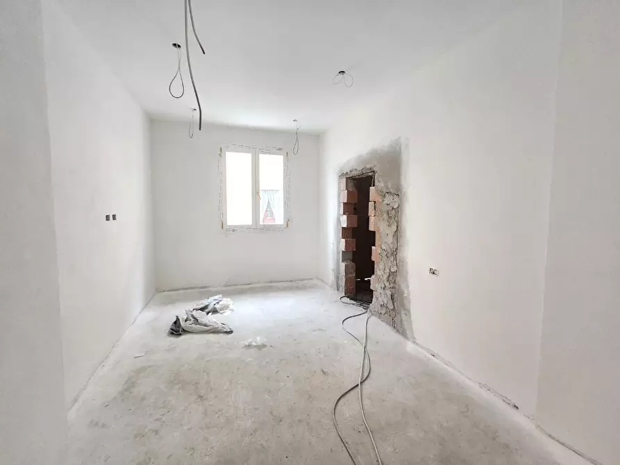 Immagine 10 di Appartamento in vendita  a Capannori