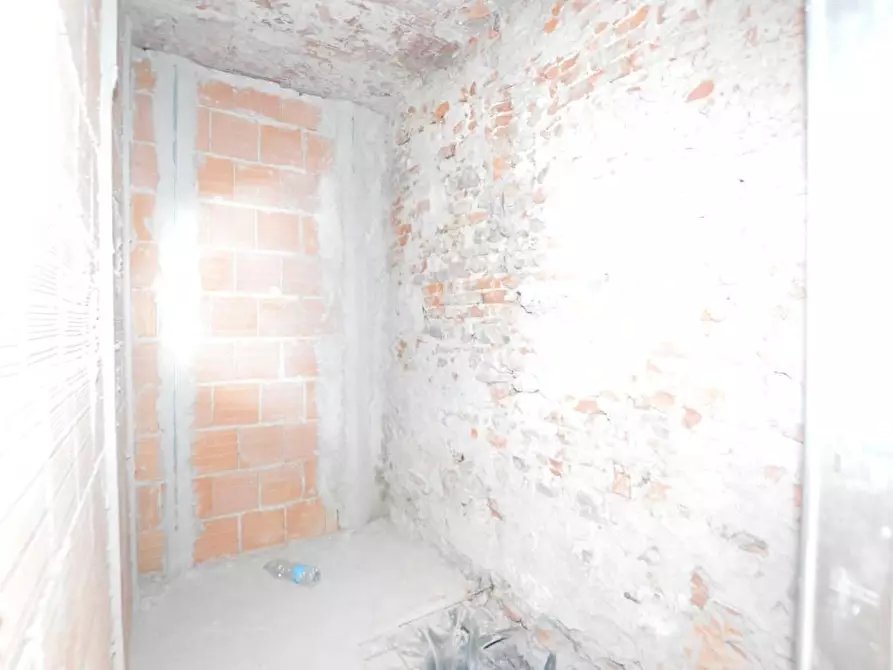 Immagine 11 di Appartamento in vendita  a Capannori