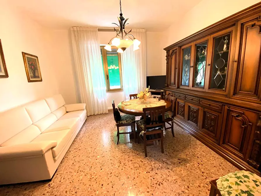 Immagine 3 di Appartamento in vendita  a Pontedera