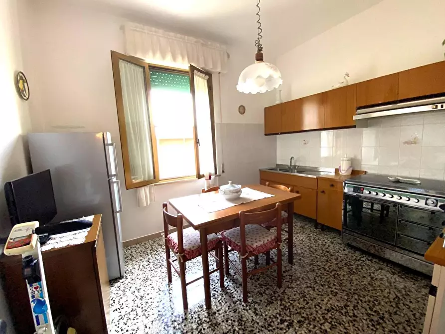 Immagine 6 di Appartamento in vendita  a Pontedera