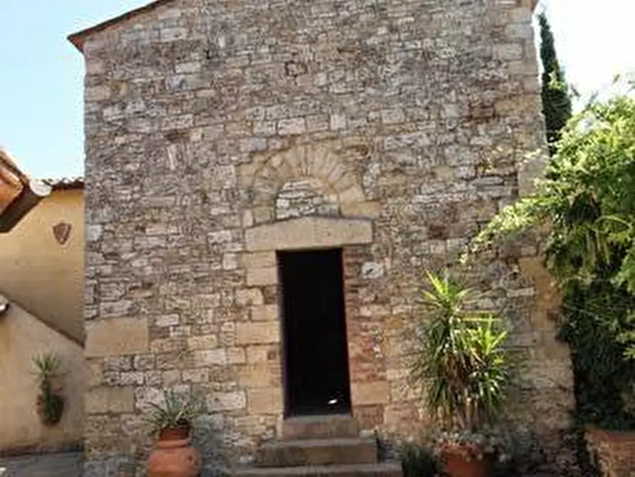 Immagine 2 di Casa colonica in vendita  a Casciana Terme Lari