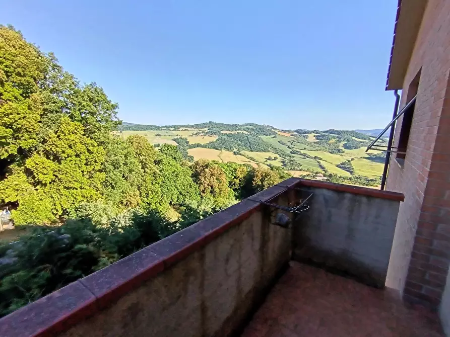 Immagine 6 di Appartamento in vendita  a Radicondoli