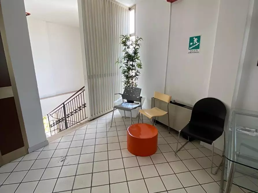 Immagine 8 di Attività artigianale in vendita  a Vicopisano