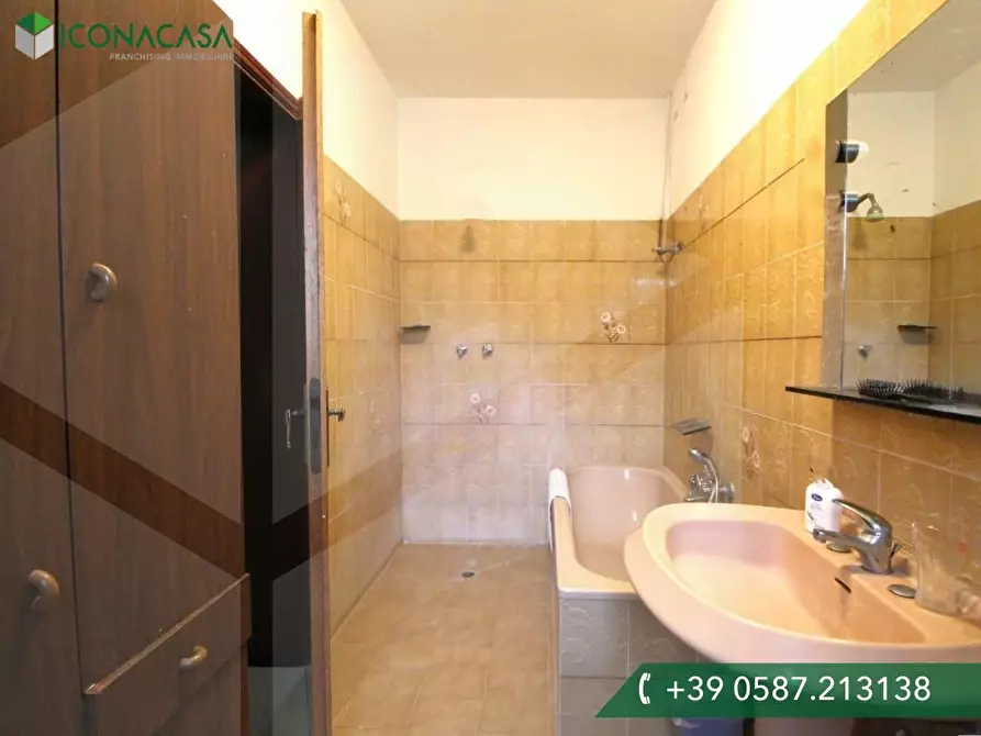 Immagine 10 di Appartamento in vendita  a Santa Maria A Monte