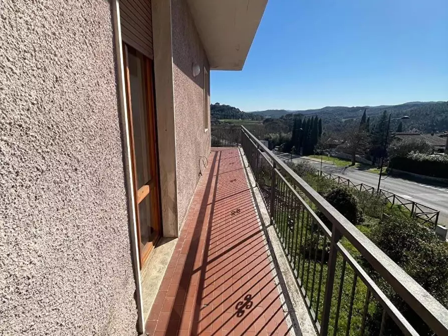 Immagine 9 di Appartamento in vendita  a Murlo